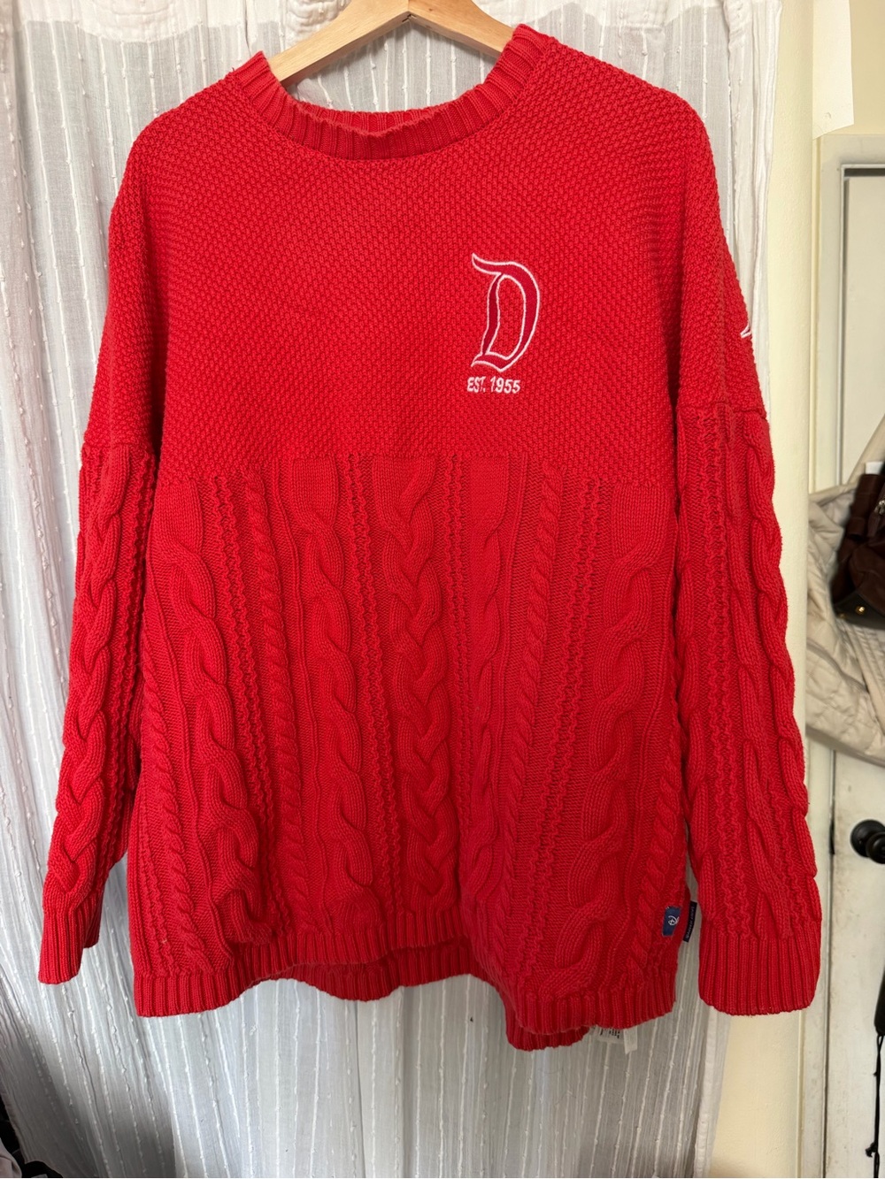 Red Cable-Knit Crewneck Sweater with Embroidered 'D' Accent